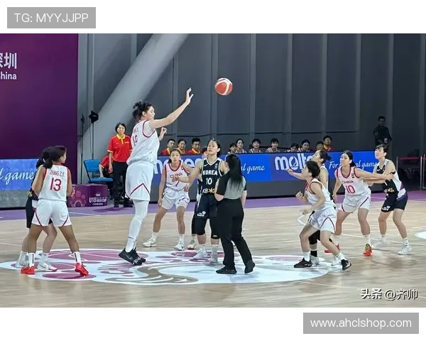 中国女篮迎战日本 张子宇领衔出征亚洲杯 宫鲁鸣誓取大胜 中国女篮迎战日本 张子宇领衔出征亚洲杯 宫鲁鸣誓取大胜